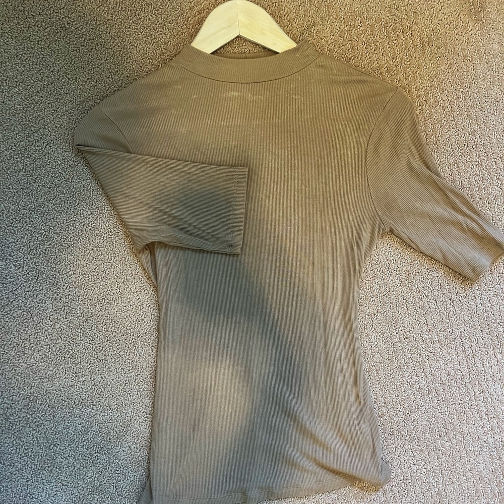 a new day Women's Taupe Ribbed Blouse